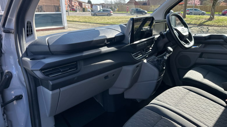 Ford Transit Custom 300 L1 Diesel Fwd 2.0 EcoBlue 136ps H1 Van Limited